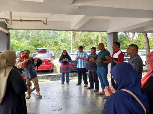 photo 6120402455377329499 y