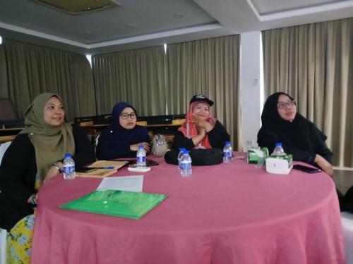 photo 6120402455377329511 y