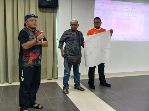 photo 6120402455377329528 y