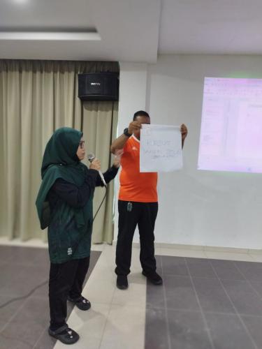 photo 6120402455377329538 y