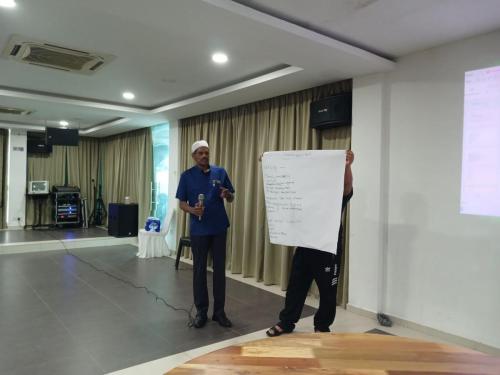 photo 6120402455377329545 y