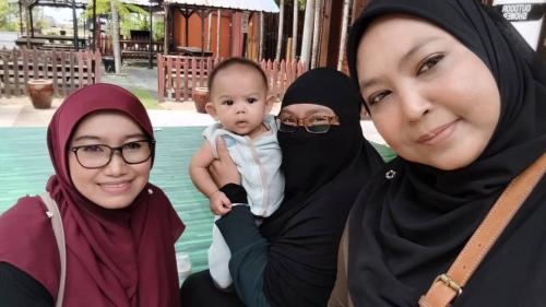 photo 6120402455377329554 y