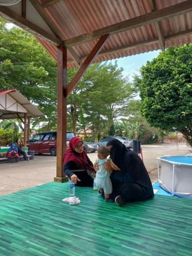 photo 6120402455377329557 y