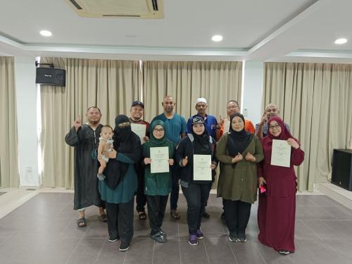 photo 6120402455377330554 y