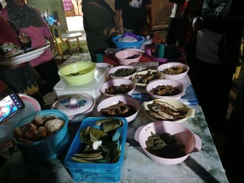 photo 6310019184117005810 y