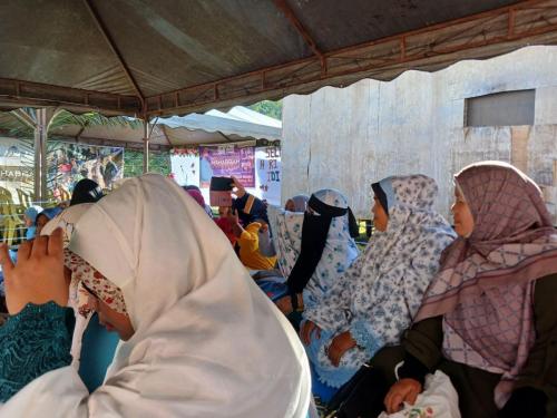 photo 6310019184117005827 y