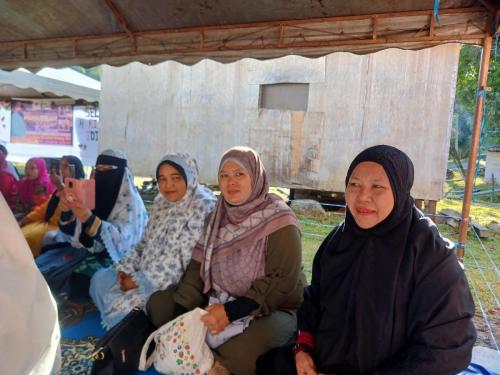 photo 6310019184117005828 y