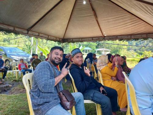 photo 6310019184117005841 y