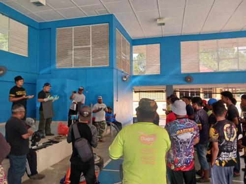 photo 6310019184117005859 y